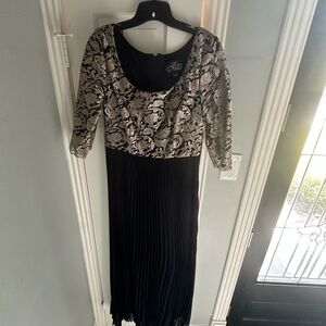 Alex Evenings Black and Metallic Long Sleeve Dress